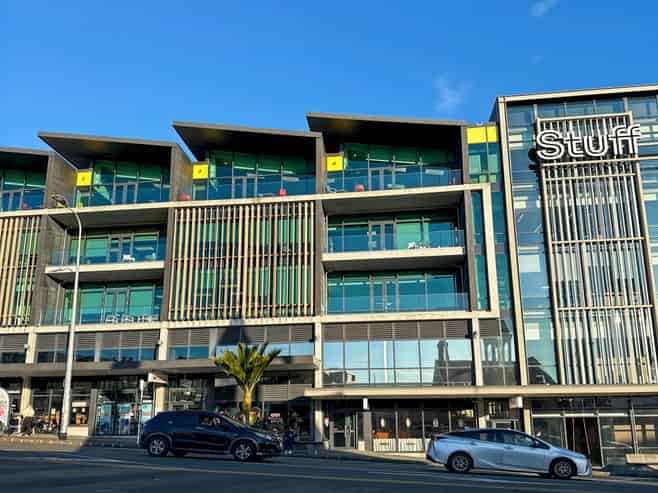 Many ways to work your way in Regus Cider Building