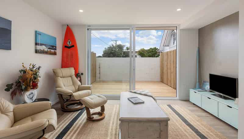 1/181 Onepu Road, Lyall Bay