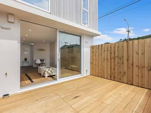 1/181 Onepu Road, Lyall Bay