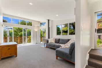 19 Te Aute Ridge Road, Bethells Beach