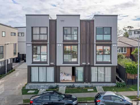 3/16 Williamson Avenue, Belmont