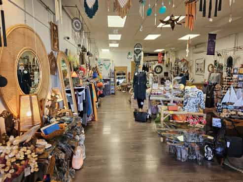 Clothing and Homewares - Importer and Retailer
