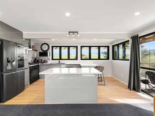 74 Bays Road, Orere Point