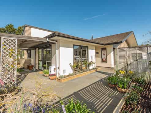 6/2 Caversham Road, Westmere