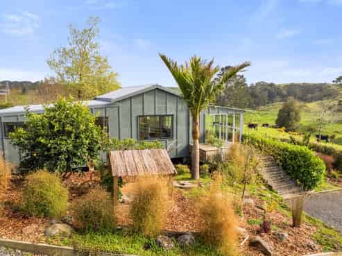 141A Oram Road, Mercer
