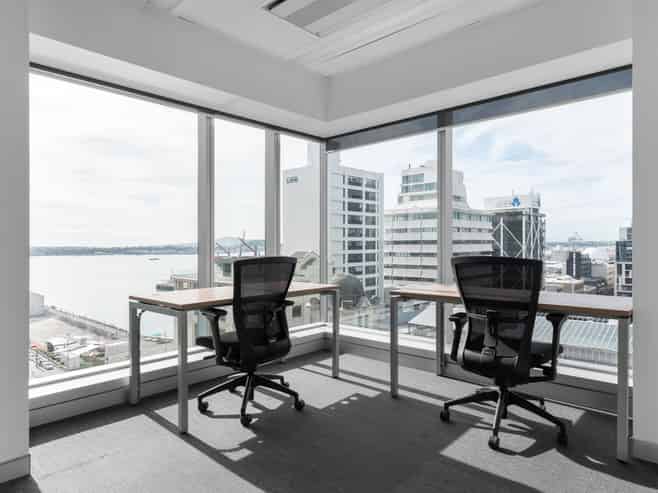 Office space for 2 persons in Regus Queen Street 