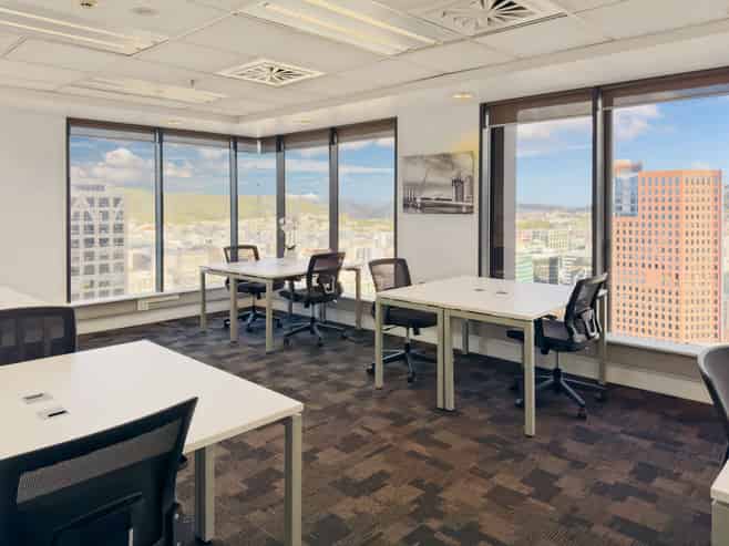 Office space for 4 persons in Plimmer Towers     