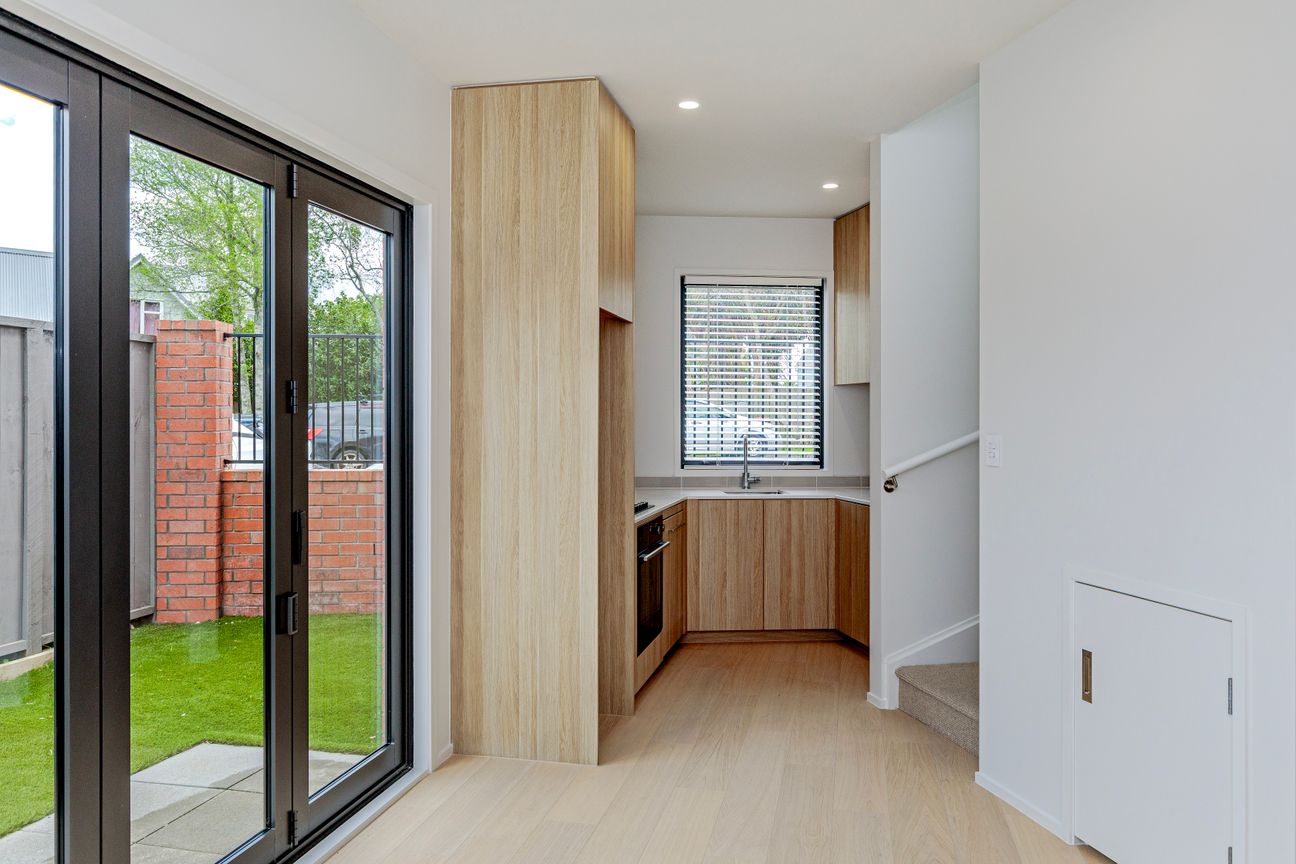 Spacious Corner Townhouse: Mt Albert's Best Spot - Ansicht 5