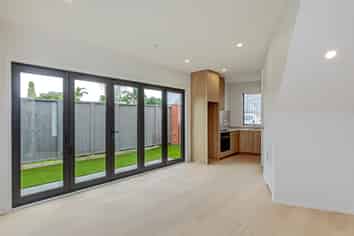 1/124 Taylors Road, Mount Albert