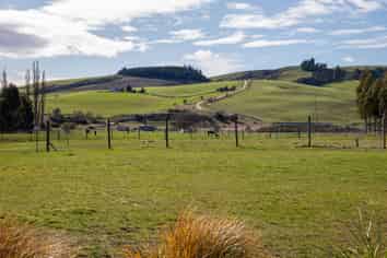12 Kaylea Lane, MILLERS FLAT