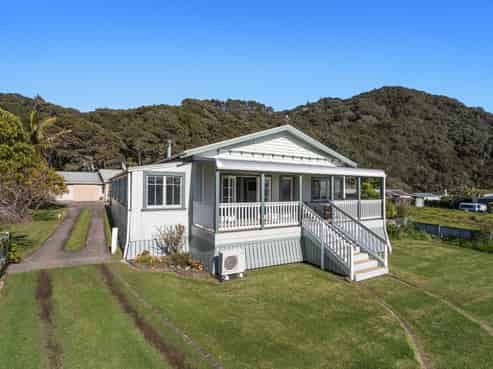 27 Pakeha Street, Matata
