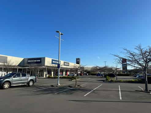 Bulk Retail Tower Junction