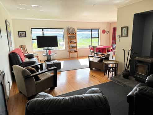 1325 Paparoa-Oakleigh Road, Taipuha