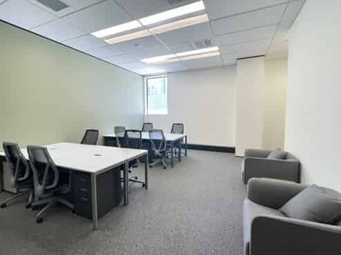 Flexible work and meeting space in Carlton Gore