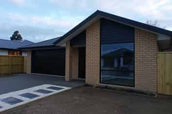  14 Wilkin Street, Woodend