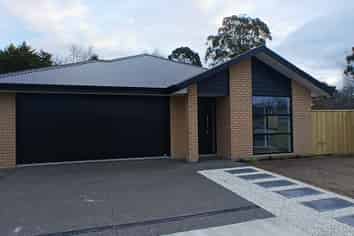  14 Wilkin Street, Woodend