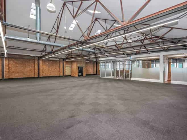 CENTRAL CHARACTER OFFICE SPACE
