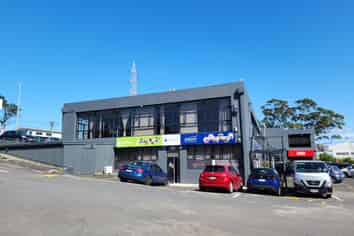 Multi-use opportunity on Great North Road