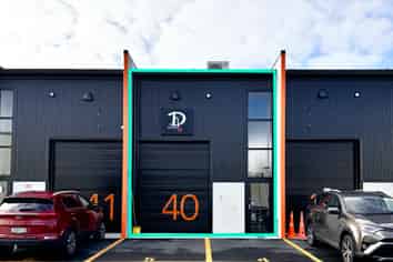 Showroom plus Storage in Heart Hobsonville