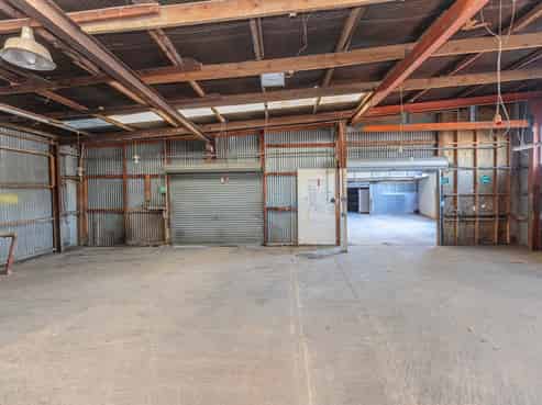 Maria Place workshop or warehouse solution
