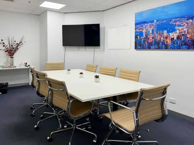 Office space for 4 persons in Regus Hazeldean Rd