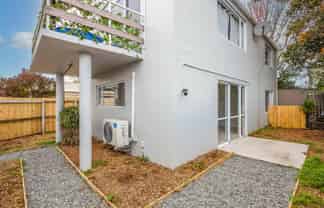 2/26 Walton Street, Sydenham