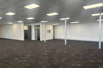 2,800sqm clear-span warehouse - Airport