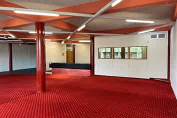 For lease - Quality retail/office option