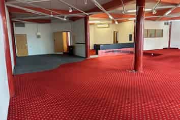 For lease - Quality retail/office option