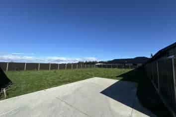 61 Dejoux Road, Winton