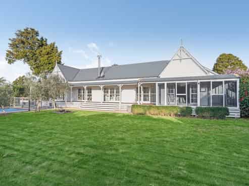 184 Kuratawhiti Street, Greytown