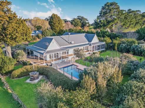 184 Kuratawhiti Street, Greytown