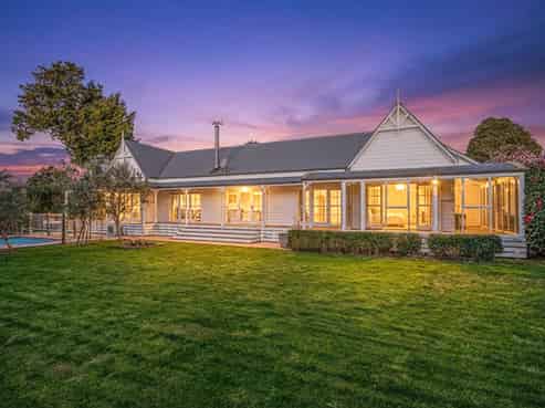 184 Kuratawhiti Street, Greytown