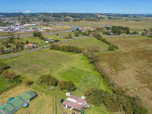 37 Te Pua School Road, Helensville