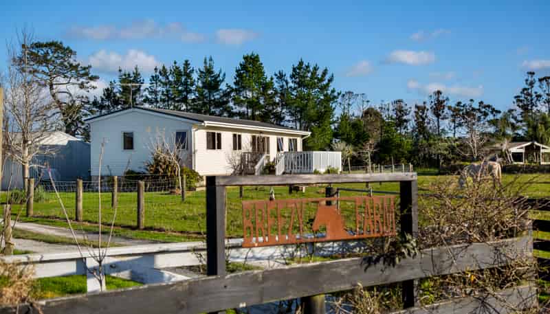 37 Te Pua School Road, Helensville