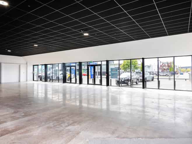 Exceptional Showroom Opportunity 