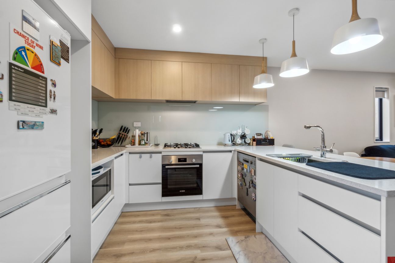 Ticks In All The Boxes - Must Sell! - Vista 3