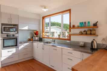 455 Timaru - Temuka Highway, Levels