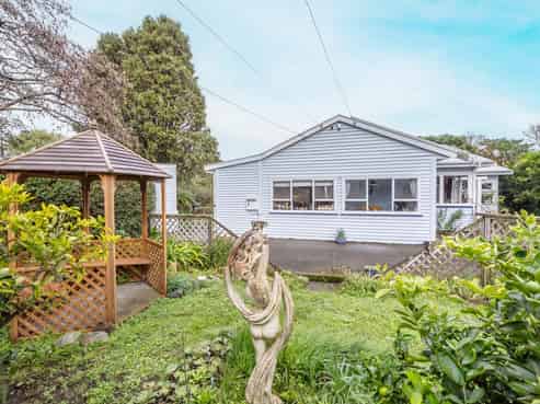 28 Bell Street, Featherston