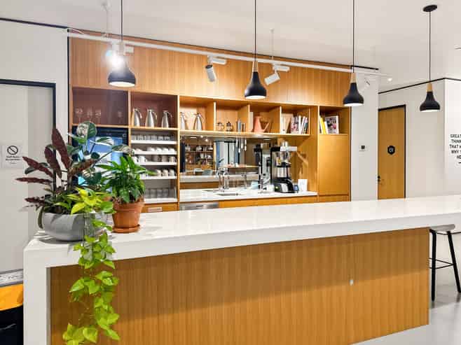 Access office space in Spaces Commercial Bay