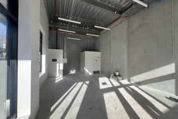 Brand new Brooklyn retail/office  