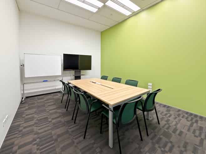 Office space for 10 persons in 155 Fanshawe Street