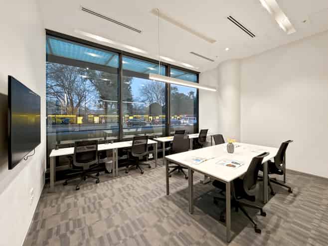 Office space for 15 persons in 115 Fanshawe Street