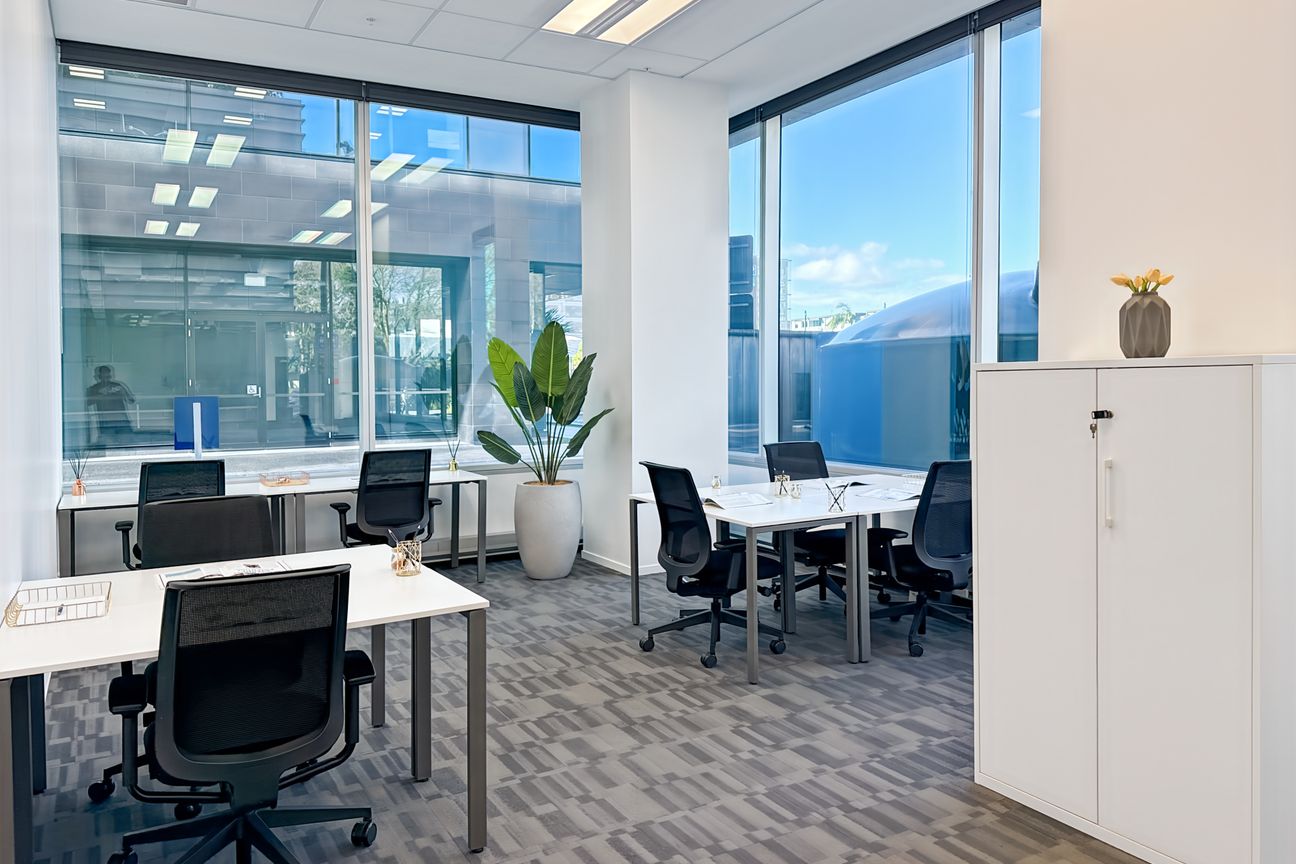 Office space for 15 persons in 115 Fanshawe Street - Aanzicht 3