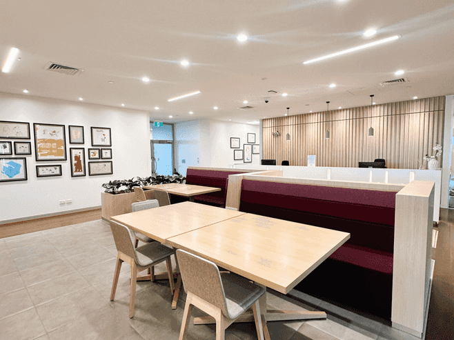 Office space for 10 persons in 21 Queen Street