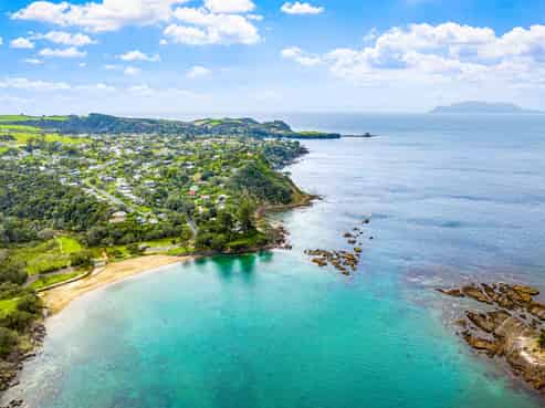 38 Grand View Road, Leigh