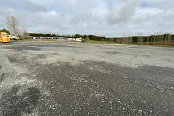 TUAKAU YARD