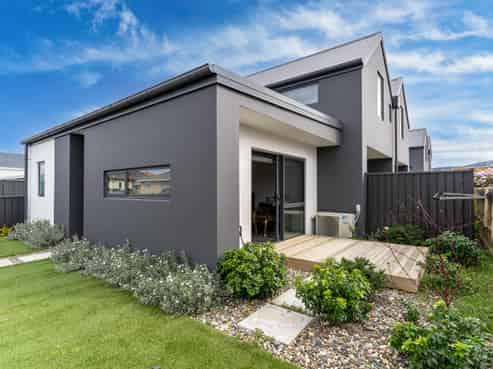 1/68 Bay View Road, South Dunedin