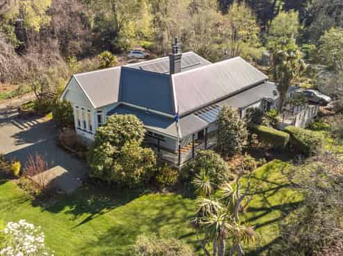 186 Summerhill Road, Cust