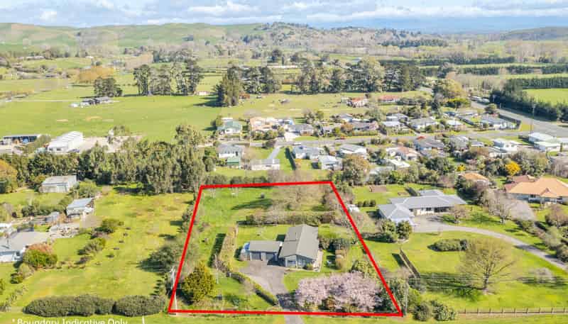 18 Hatuma Road, Waipukurau
